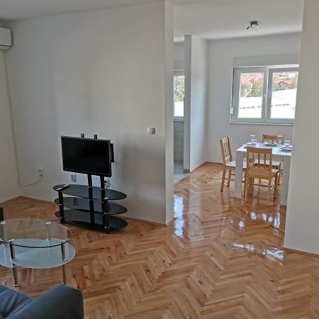 Ad Apartman Bileća Eksteriør billede