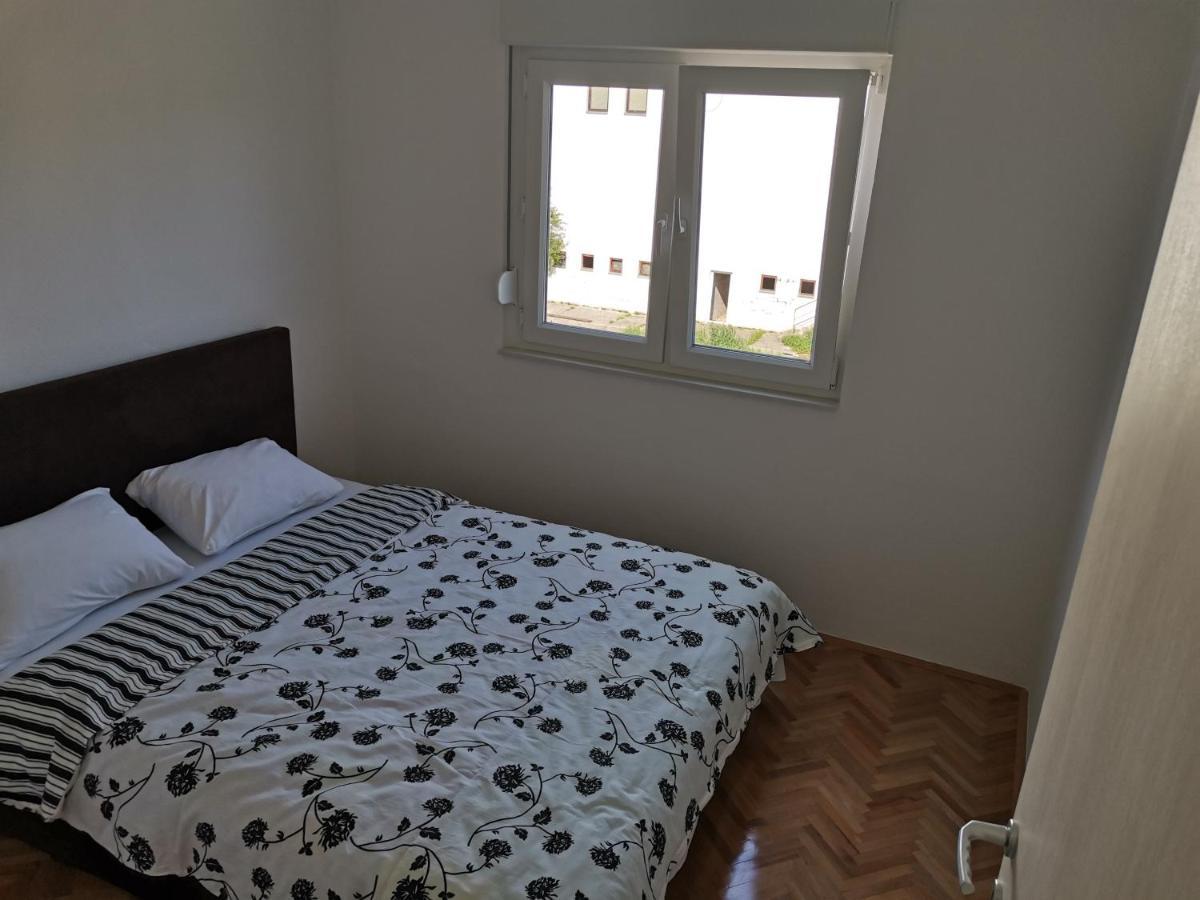 Ad Apartman Bileća Eksteriør billede